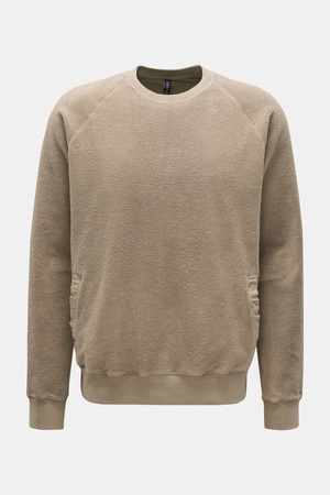 04651 / A trip in a bag - Herren - Fleece-Rundhals-Sweatshirt 'PF Crew' taupe