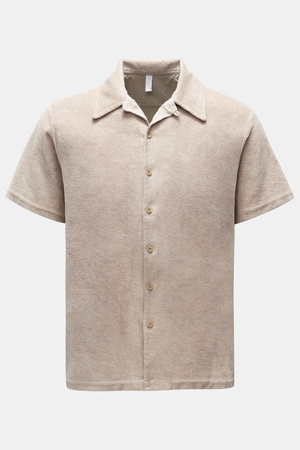 04651 / A trip in a bag - Herren - Frottee-Kurzarmhemd 'Terry Shirt' Kubanischer Kragen beige
