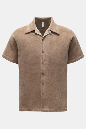 04651 / A trip in a bag - Herren - Frottee-Kurzarmhemd 'Terry Shirt' Kubanischer Kragen taupe