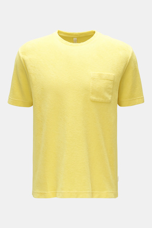 04651 / A trip in a bag - Herren - Frottee Rundhals-T-Shirt 'Terry Tee' gelb grau
