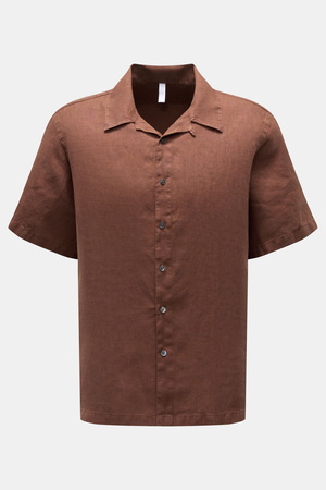 04651 / A trip in a bag - Herren - Leinen Kurzarmhemd 'Linen Cuba' Kubanischer Kragen braun