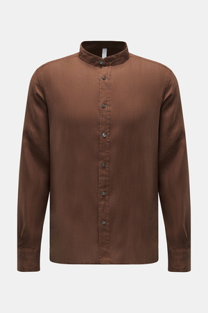 04651 / A trip in a bag - Herren - Leinenhemd 'Linen Guru' Grandad-Kragen braun