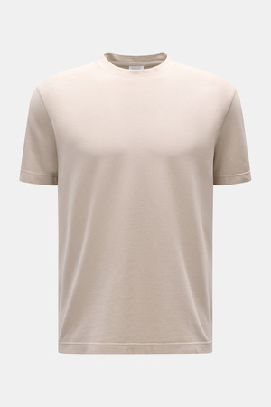 04651 / A trip in a bag - Herren - Piqué-T-Shirt beige