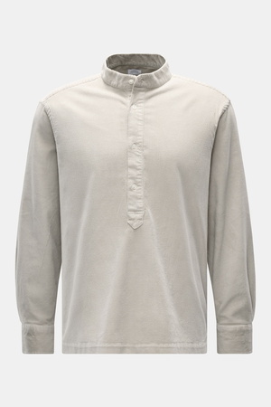 04651 / A trip in a bag - Herren - Popover-Cordhemd Grandad-Kragen beige