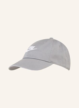 Nike  Cap Club grau