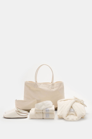 04651 / A trip in a bag - Herren - Reise-Set 'Voyage' creme/weiß