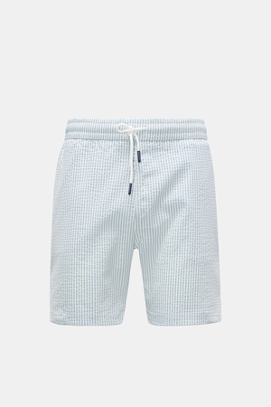 04651 / A trip in a bag - Herren - Seersucker-Badeshorts 'Seersucker Swim' hellblau/weiß gestreift